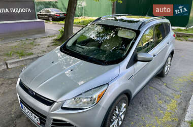 Внедорожник / Кроссовер Ford Escape 2015 в 