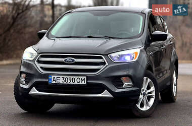 Внедорожник / Кроссовер Ford Escape 2017 в Кривом Роге