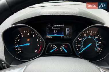 Внедорожник / Кроссовер Ford Escape 2014 в 