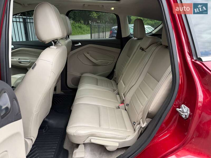 Внедорожник / Кроссовер Ford Escape 2014 в Хмельницком