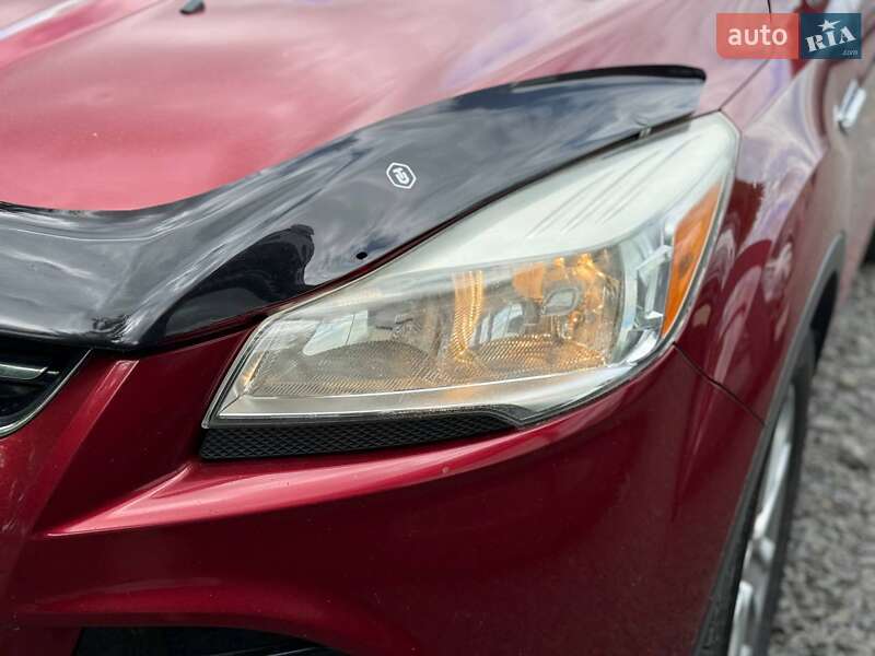 Внедорожник / Кроссовер Ford Escape 2014 в Хмельницком