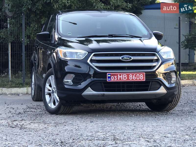 Внедорожник / Кроссовер Ford Escape 2016 в Львове