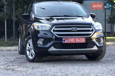 Внедорожник / Кроссовер Ford Escape 2016 в 