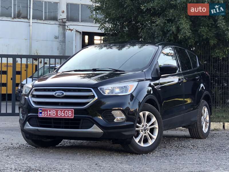 Внедорожник / Кроссовер Ford Escape 2016 в Львове