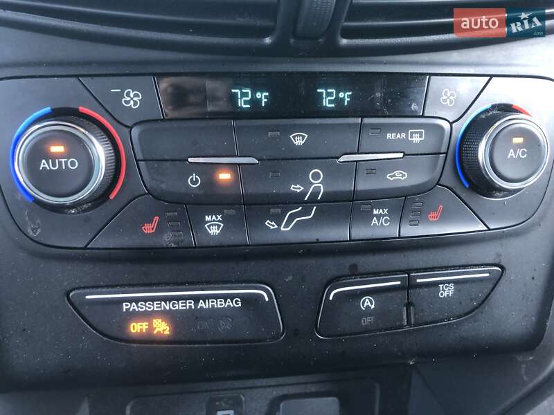 Внедорожник / Кроссовер Ford Escape 2016 в Львове