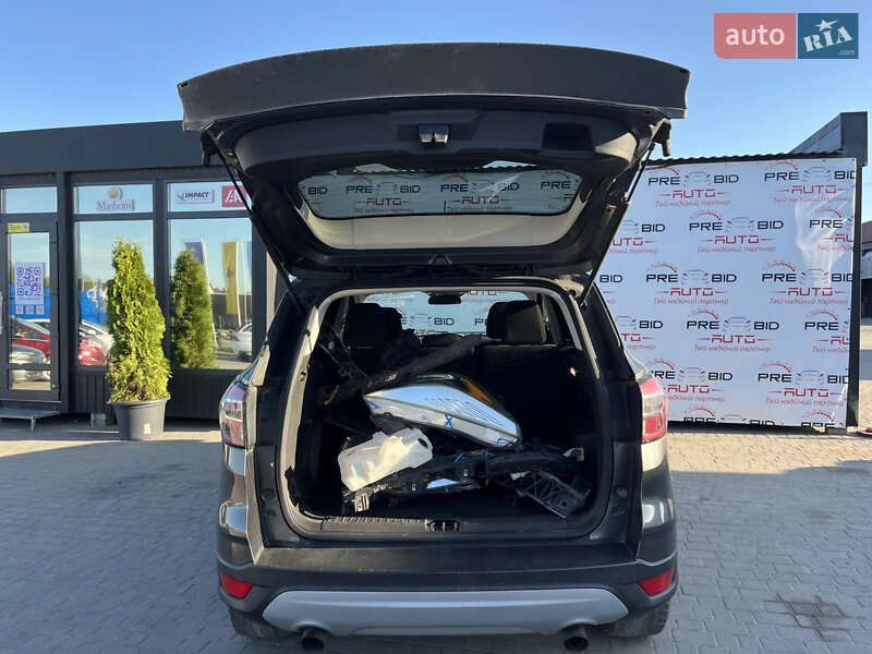 Внедорожник / Кроссовер Ford Escape 2016 в Львове