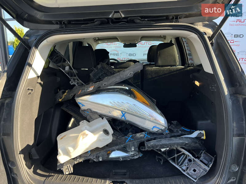 Внедорожник / Кроссовер Ford Escape 2016 в Львове