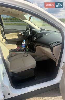 Позашляховик / Кросовер Ford Escape 2016 в Полтаві