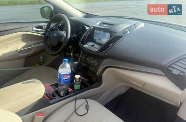 Позашляховик / Кросовер Ford Escape 2016 в Полтаві