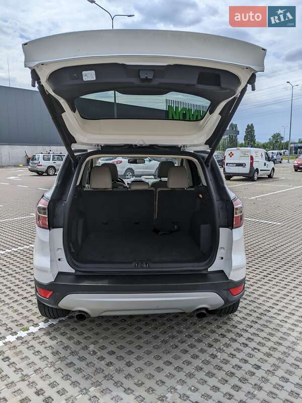 Внедорожник / Кроссовер Ford Escape 2016 в Киеве фото 9 Внедорожник / Кроссовер Ford Escape 2016 в Киеве
