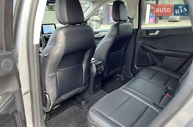 Внедорожник / Кроссовер Ford Escape 2021 в 