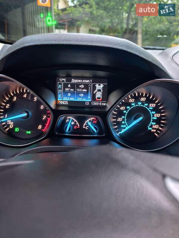 Внедорожник / Кроссовер Ford Escape 2015 в Черкассах