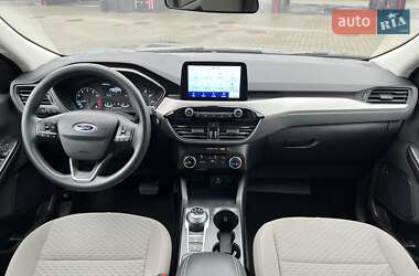 Внедорожник / Кроссовер Ford Escape 2022 в 