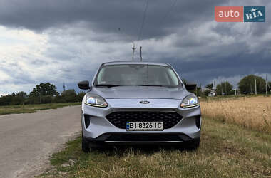 Внедорожник / Кроссовер Ford Escape 2021 в 