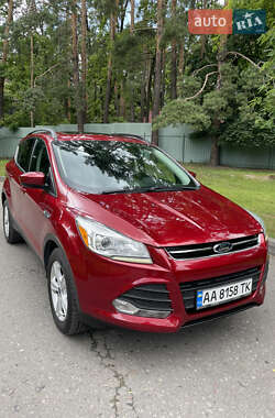 Внедорожник / Кроссовер Ford Escape 2015 в Киеве