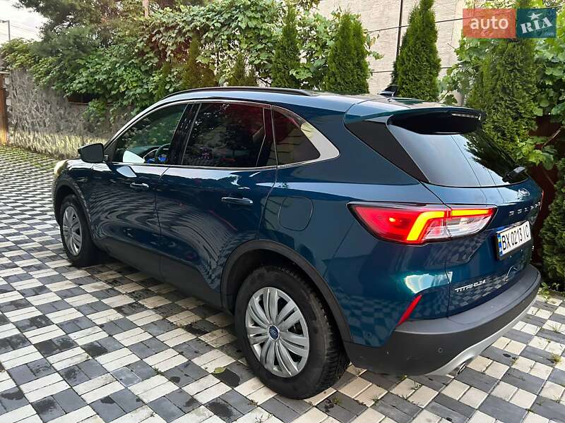 Внедорожник / Кроссовер Ford Escape 2019 в Хмельницком