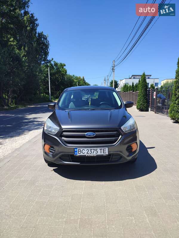 Позашляховик / Кросовер Ford Escape 2016 в Львові