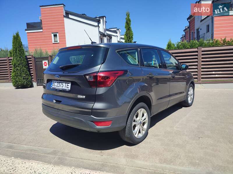 Позашляховик / Кросовер Ford Escape 2016 в Львові