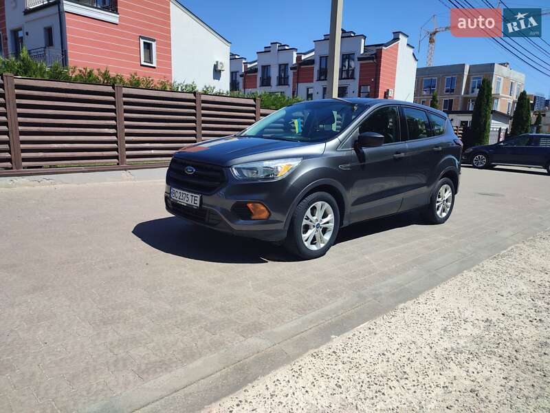 Позашляховик / Кросовер Ford Escape 2016 в Львові