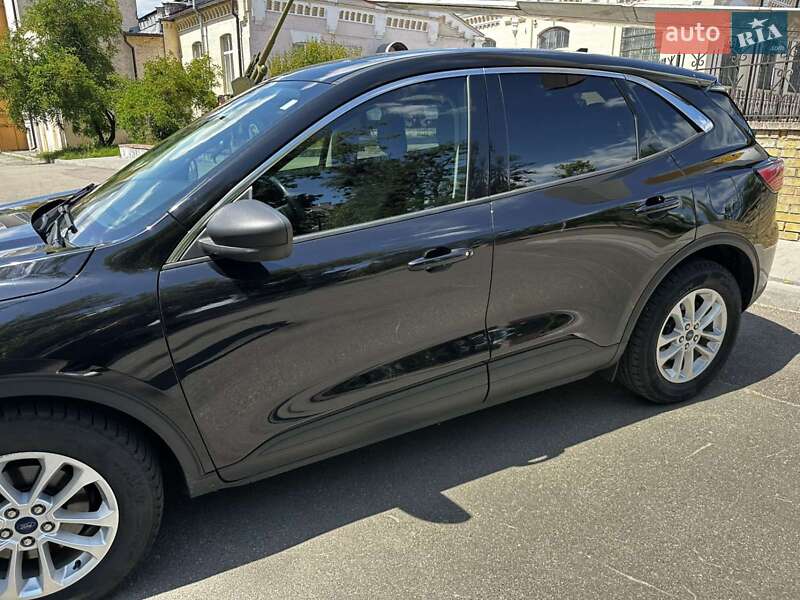 Ford Escape 2022