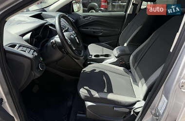 Внедорожник / Кроссовер Ford Escape 2016 в 
