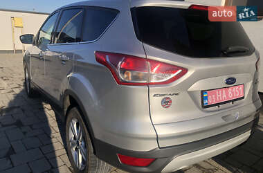 Внедорожник / Кроссовер Ford Escape 2014 в 