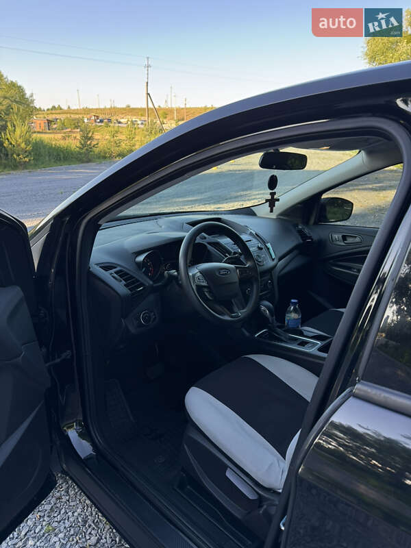 Позашляховик / Кросовер Ford Escape 2016 в Львові фото 8 Позашляховик / Кросовер Ford Escape 2016 в Львові