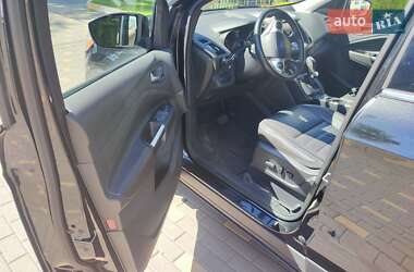 Внедорожник / Кроссовер Ford Escape 2014 в 
