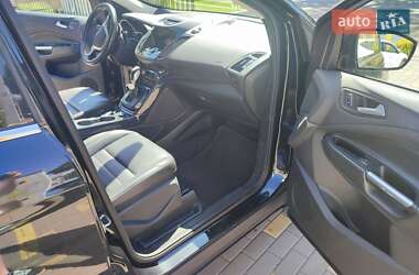 Внедорожник / Кроссовер Ford Escape 2014 в 
