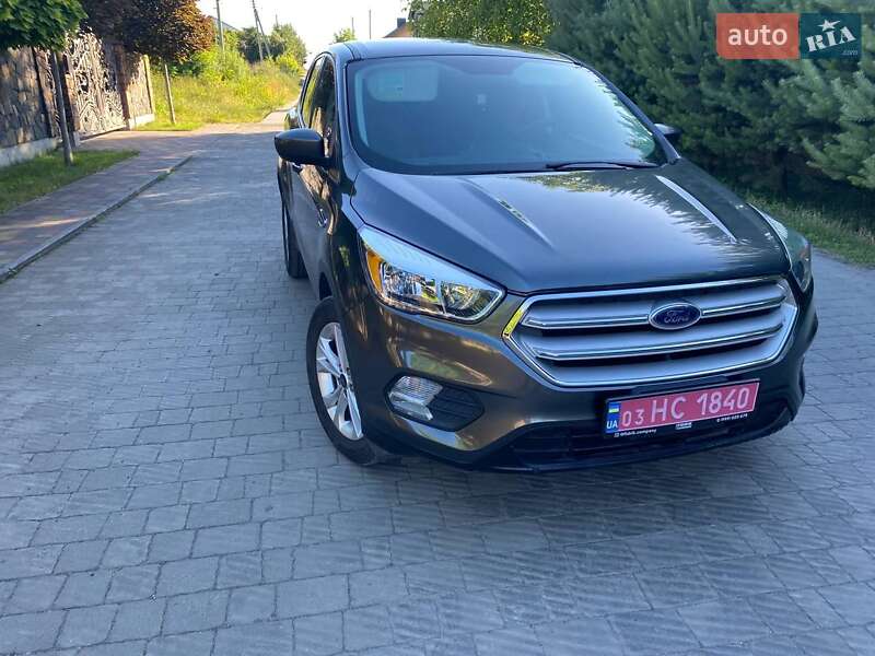 Внедорожник / Кроссовер Ford Escape 2019 в Луцке фото 2 Внедорожник / Кроссовер Ford Escape 2019 в Луцке