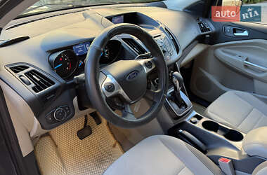 Внедорожник / Кроссовер Ford Escape 2013 в 