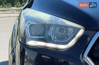 Внедорожник / Кроссовер Ford Escape 2017 в 