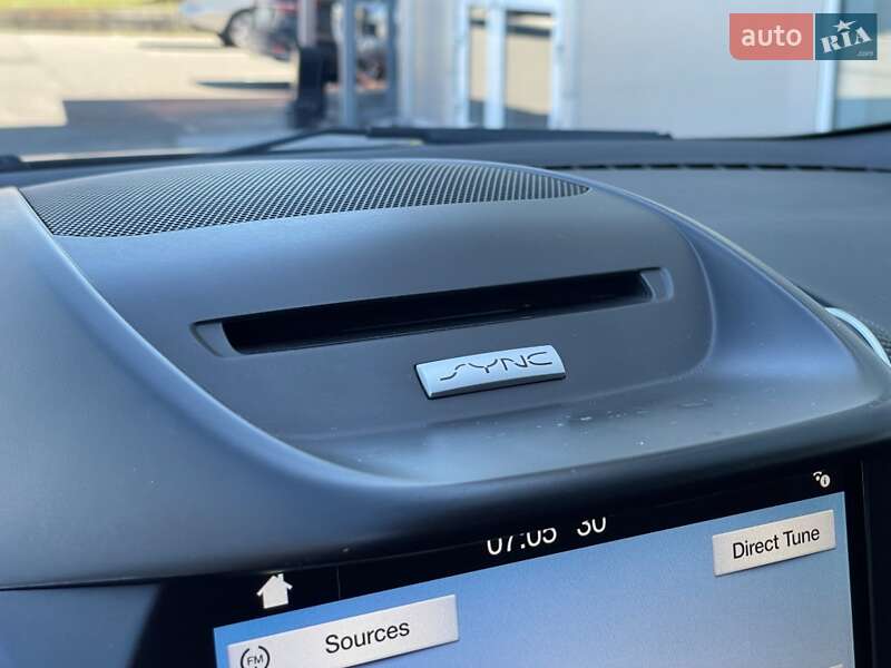 Внедорожник / Кроссовер Ford Escape 2017 в Киеве