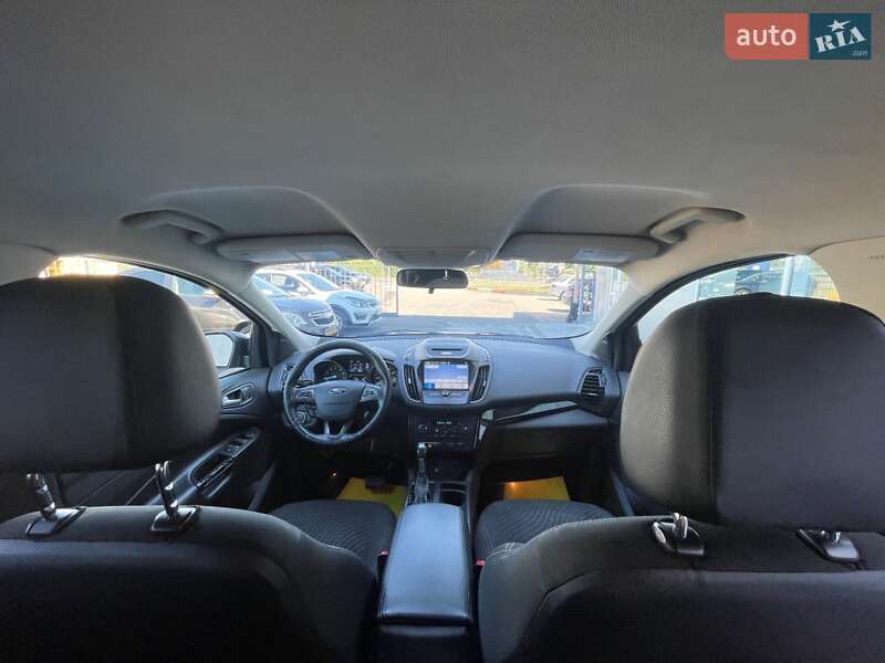 Внедорожник / Кроссовер Ford Escape 2017 в Киеве