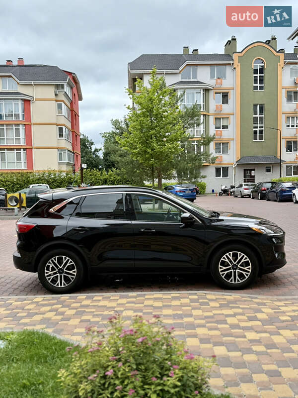 Внедорожник / Кроссовер Ford Escape 2021 в Киеве