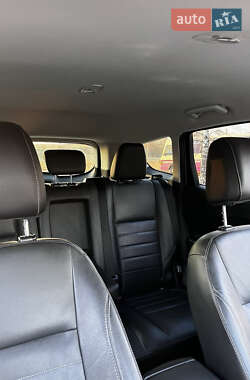 Внедорожник / Кроссовер Ford Escape 2013 в 
