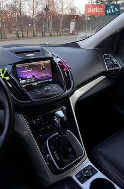Внедорожник / Кроссовер Ford Escape 2013 в 