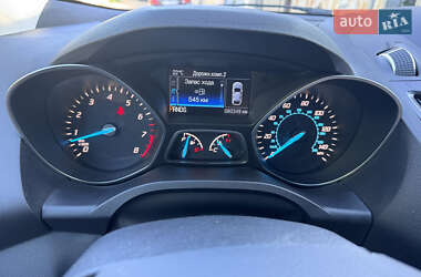 Внедорожник / Кроссовер Ford Escape 2014 в 
