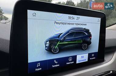 Внедорожник / Кроссовер Ford Escape 2020 в 