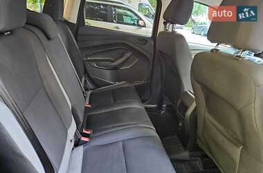 Внедорожник / Кроссовер Ford Escape 2014 в 