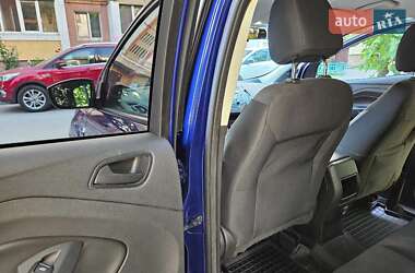 Внедорожник / Кроссовер Ford Escape 2014 в 