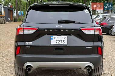 Внедорожник / Кроссовер Ford Escape 2021 в 