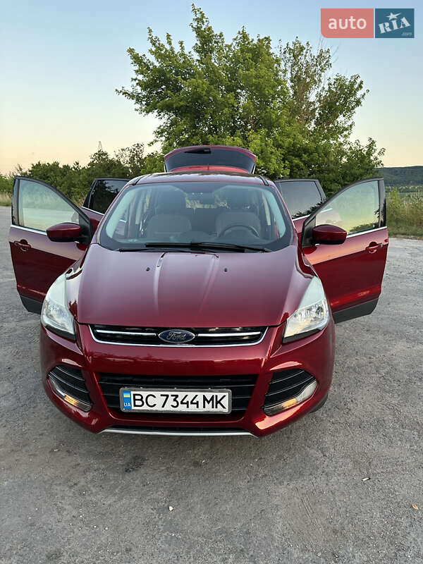 Внедорожник / Кроссовер Ford Escape 2015 в Золочеве фото 5 Внедорожник / Кроссовер Ford Escape 2015 в Золочеве