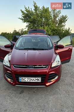 Внедорожник / Кроссовер Ford Escape 2015 в 