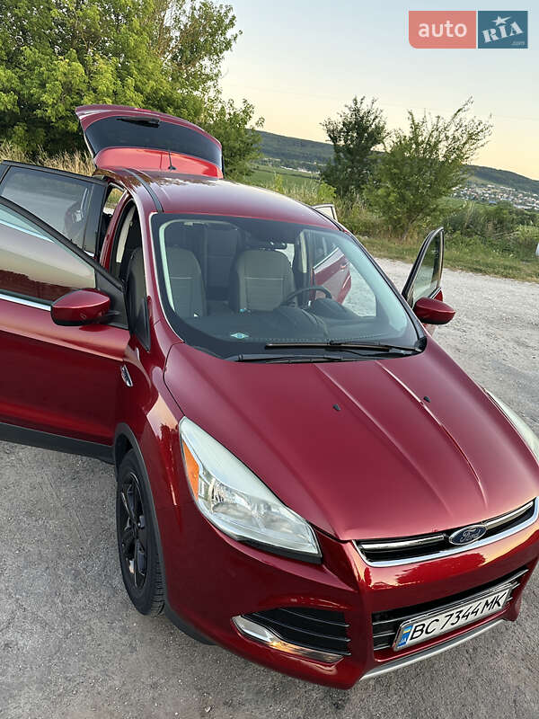 Внедорожник / Кроссовер Ford Escape 2015 в Золочеве фото 6 Внедорожник / Кроссовер Ford Escape 2015 в Золочеве