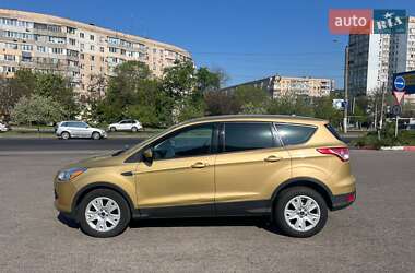 Внедорожник / Кроссовер Ford Escape 2014 в 