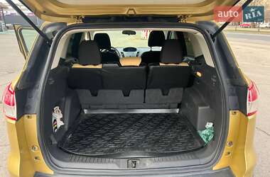 Внедорожник / Кроссовер Ford Escape 2014 в 