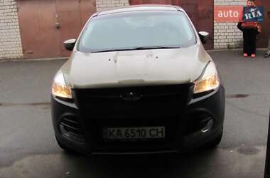 Внедорожник / Кроссовер Ford Escape 2013 в 