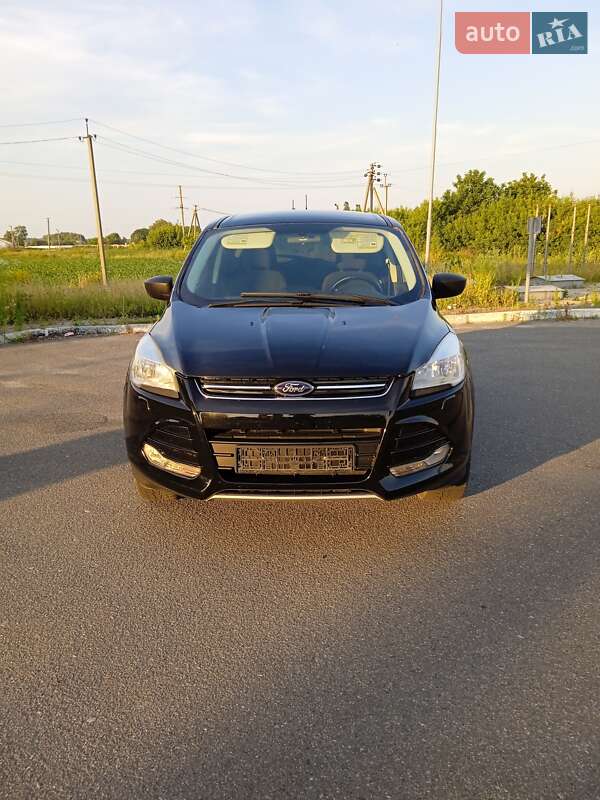 Внедорожник / Кроссовер Ford Escape 2012 в Мене