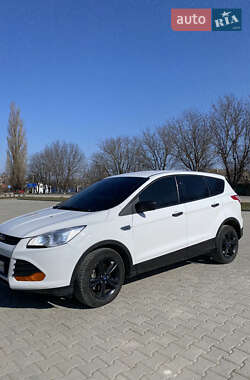 Внедорожник / Кроссовер Ford Escape 2014 в 